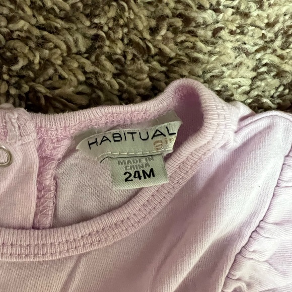 Habitual Girl Lavendar flutter sleeve top - Picture 1 of 3